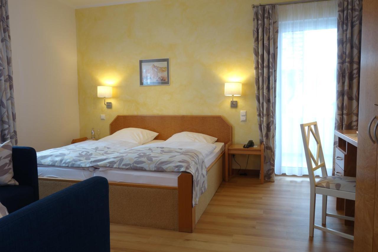 Hotel-Appartement Sonne Gersfeld Exteriör bild